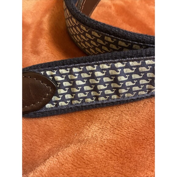 Vineyard Vines Whale Canvas Club Belt Size 28 Navy Fishy Belt Nautical Preppy - Picture 2 of 5